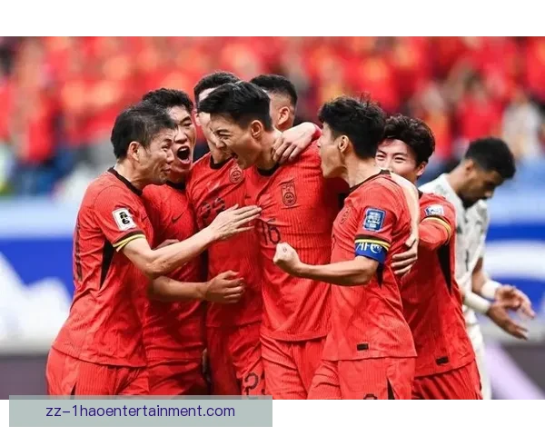 中国男足大连集训全力备战18强赛迎来关键对决
